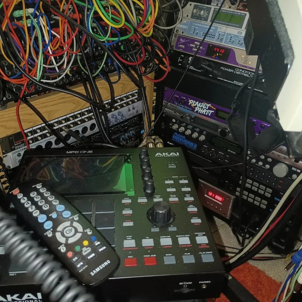 Recording Studio Time - Picture 7 of 16